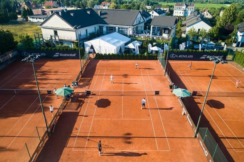 Hotel Restauracja Tenis Kortowo Poznań Extérieur photo