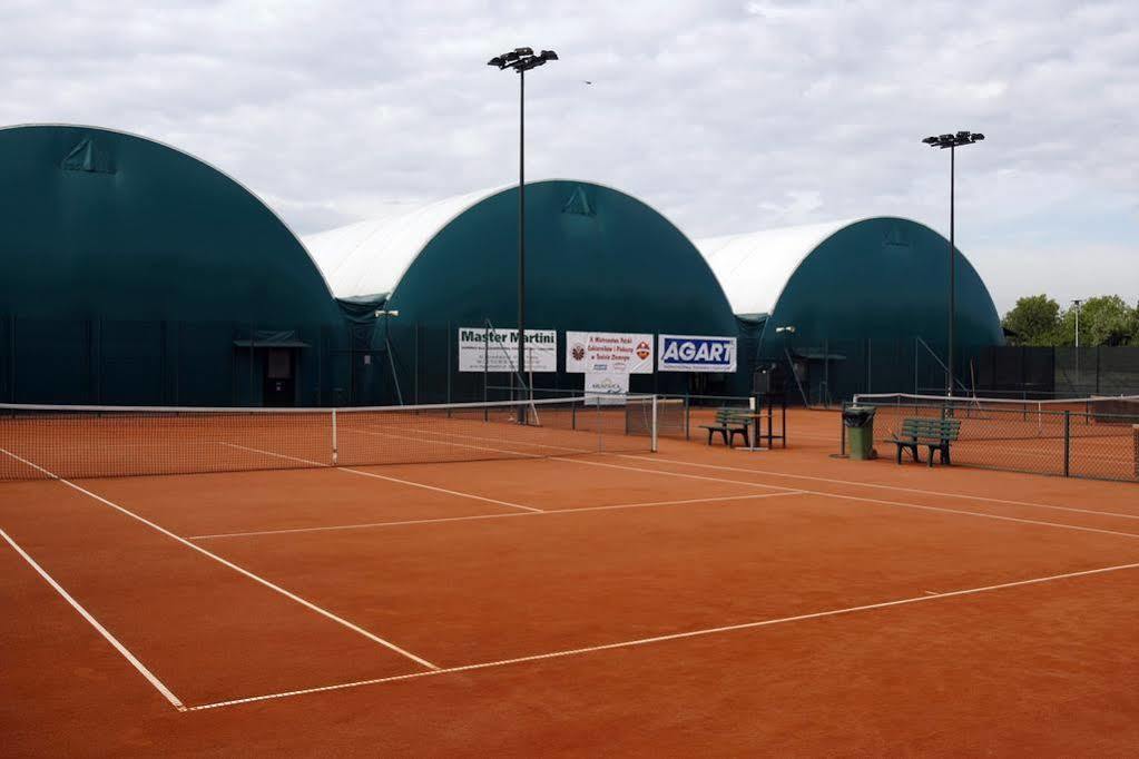 Hotel Restauracja Tenis Kortowo Poznań Extérieur photo